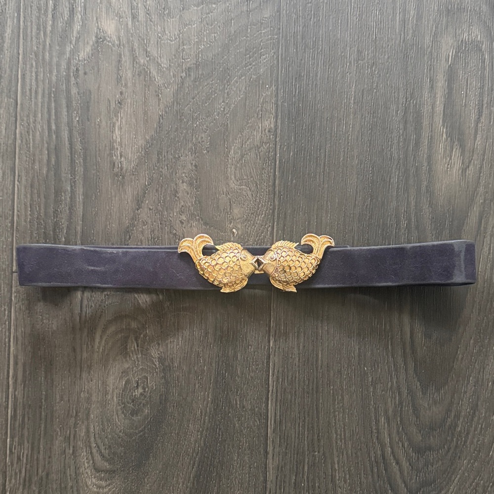 Vintage 1970s Gold Colored Fish Buckle Velvet Belt